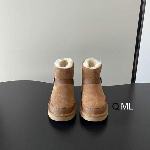 Picture of UGG Shoes _SKUUGGsz35-40ML110319784